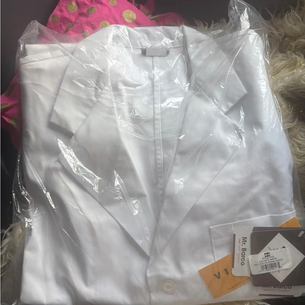 Barco Uniforms Men's White Professional Coat - Picture 5 of 7